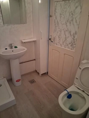 Metrou Tineretului-Metrou Timpuri Noi 9 camere-curte - imagine 7