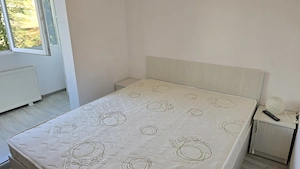 Inchiriez apartament 4 camere decomandat in Deva zona Liliacului, etaj 2, mobilat, utilat - imagine 12