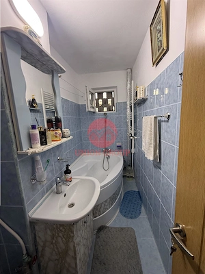 Apartament 2 Camere | Semidecomandat | Zona Dorally Mall - imagine 9