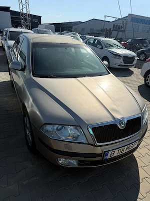 Skoda Octavia 1.9 TDI Diesel 2010 - imagine 6