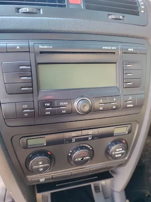 Radio CD Skoda Octavia 2 