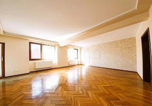 PARTICULAR vand apartament 3 camere LUX  situat in  COTROCENI (GARAJ inclus) an constructie 1995 - imagine 4
