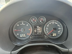 Audi A3 S-line 2.0 TDI  - imagine 2