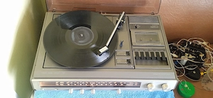 combina muzicala radio,pikup,casetofon