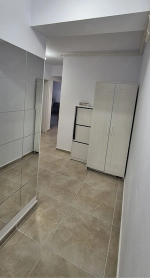 Inchiriez apartament 2 Cam + curte, Dobroiesti 