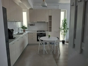 Proprietar Închiriez apartament 2 camere 