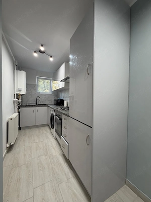 Inchiriere apt 2 camere, situat in Galati, pe Faleza, etaj 3, renovat si mobilat - imagine 5