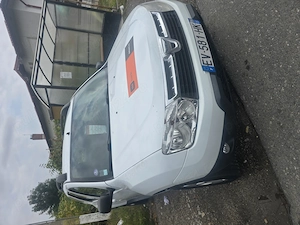 De vanzare 2bucati duster