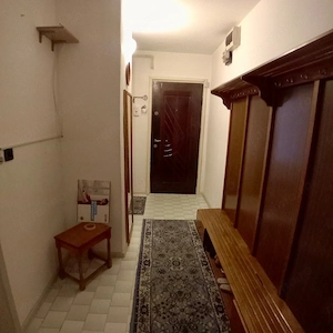 Apartament 3 camere, 2 băi, 66 m , etaj 1 - Brasov - imagine 2