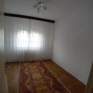 Apartament 3 camere, 2 băi, 66 m , etaj 1 - Brasov - imagine 7