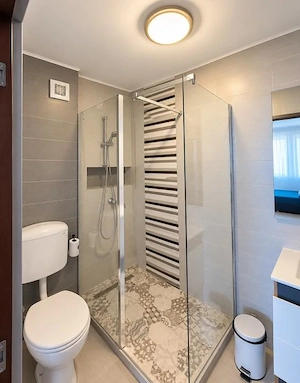 2 camere | Baba Novac | Termen Lung - imagine 6