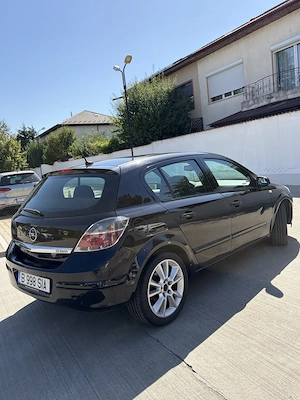 Opel Astra H Diesel, an 2008, motor 1.7 CDTI de 110 CP - imagine 4