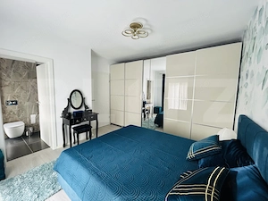 Apartament deosebit: 3 camere, terasă și 2 parcări incluse - imagine 2