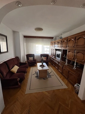 Apartament 3 camere zona ULTRACENTRAL