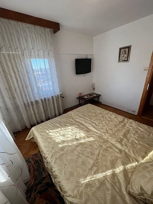 Apartament 3 camere zona ULTRACENTRAL - imagine 6
