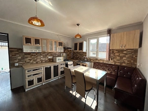 Apartament 2 de închiriat la casă, 2 camere, 70 mp, curte comună, zona Lidl, Sighișoara - imagine 2