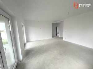 Casa individuala cu 3 camere si teren 640 mp - Mosnita Noua - imagine 2