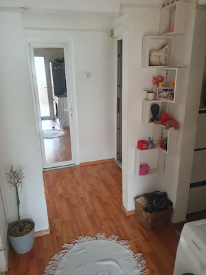 Apartament 3 camere vis a vis de spalatoria fenix - imagine 2