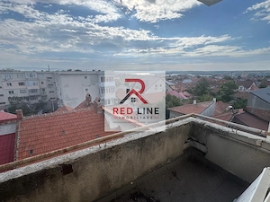 Apartament 3 camere, decomandat,etaj 4 (zona centrala Hotel Traian) - imagine 2
