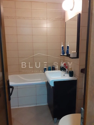APARTAMENT CU 2 DORMITOARE – 490 € | INEL 2 – DEZROBIRII - imagine 4