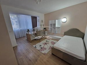 Apartament deosebit, 5 camere, Plopilor - imagine 5