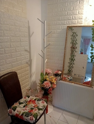 Vând apartament in Rogerius - imagine 3