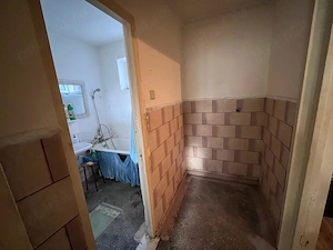 Abator-apartament cu 2 camere - imagine 7