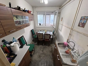 Abator-apartament cu 2 camere - imagine 3