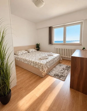 3 camere | Faleza Nord | Vedere către mare - imagine 3