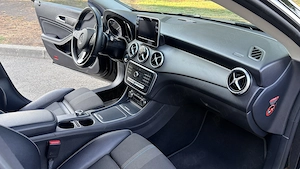 Mercedes-Benz CLA-180d, 7G-DCT, 86000 km - imagine 7