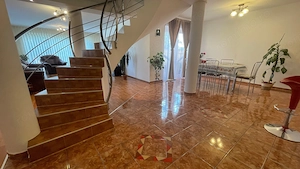 Casa individuala P+M,spatioasa in zona Mircea Cel Batran - imagine 5