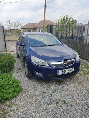 Opel Astra J, 2010, senzori de parcare, navigatie, camera, led - imagine 7