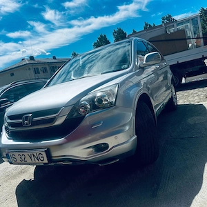 Vând Honda CRV 2010 motorizare 2,2 diesel,cutie automata,4x4,are toate dotările disponibile !