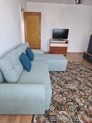 Închiriere garsoniera zona Mosilor, decomandata et.7 8 mobilata,utilata, 370 EUR luna, contract ANAF - imagine 3