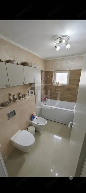 Apartament 3 camere, etajul 1,  Europa - imagine 10