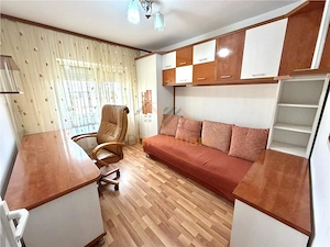 APARTAMENT CU 3 CAMERE | DECOMANDAT |  DE INCHIRIAT | DECEBAL | ORADEA | - imagine 6