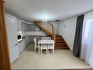 Inchiriez apartament central - imagine 2