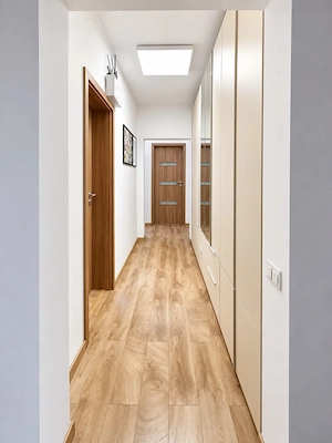 Proprietar vând apartament 4 camere, 84 mp, decomandat, zonă centrală Gh. Lazar - imagine 9