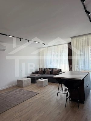 Apartament cu 2 camere, 68 mp, parcare, Zona Shopping City