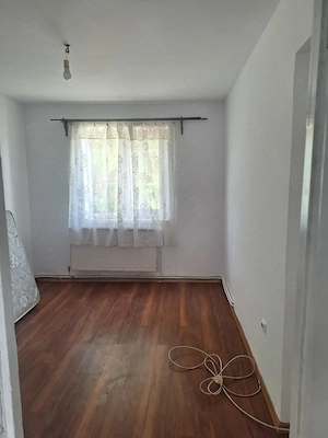 Vand Apartament 2 camere - imagine 3