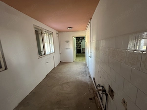 Vand apart.3 cam.st.181 mp., zona Ceaikovski,et.2 din 2, cu acoperis schimbat - imagine 8