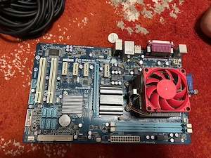 placa de baza cu procesor inclus ddr3