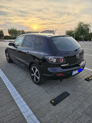 vând Mazda 3 Hatchback an 2008  - imagine 5