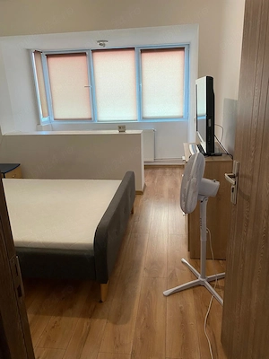 Închiriez apartament cu doua camere Al.Carpati - imagine 5