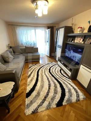Apartament 3 camere, 70 mp, parcare, pivnita, zona Cetat- Mercur - imagine 3