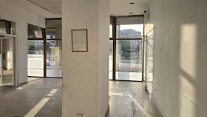 Spatiu comercial de aproximativ 120 mp | Vitrina de 14 m | I.L. Caragiale, Resita - imagine 4