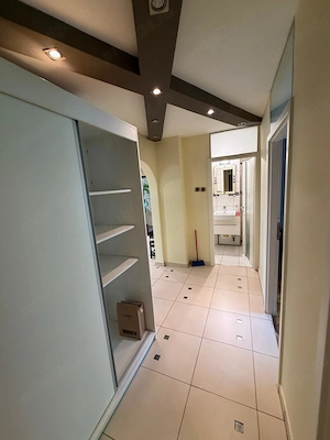 Apartament 3 Camere, 2 băi, Etaj 1, decomandat,76 mp utili, 2 balcoane, Girocului, Centrala, Boxa - imagine 7
