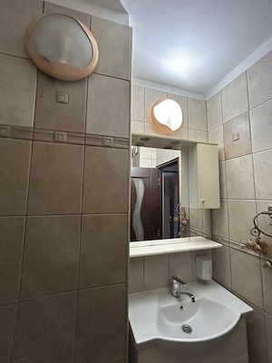 Chirie apartament 2 camere ,vizavi de parcarea de la Tei ,Carpati II Satu Mare - imagine 9