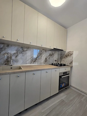 Garsoniera moderna , prima inchiriere, zona Brazda, Baba lui Novac - imagine 3