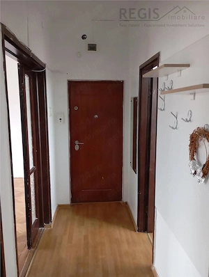 Apartament 2 camere, cu balcon si parcare-zona Tractorul - imagine 3